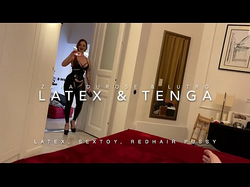 ❤️ Jaruma mai jajayen kaya sanye da rigar latex mai cin duri ️❌ Batsa na dubura ❌